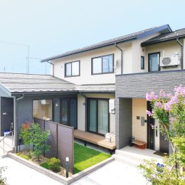 グリーンスタイル 長岡市 建築実例 デザイン ２世帯住宅 完全分離タイプ 間取り図 外観