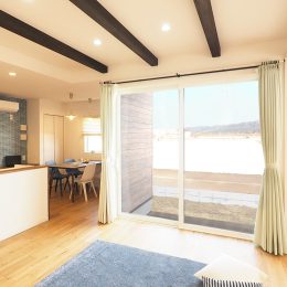 グリーンスタイル 長岡市 建築実例 角地 デザイン カリフォルニアスタイル 景色 リビング