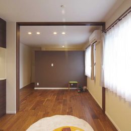 グリーンスタイルのお家見学会です。セカンドリビングは主寝室と一体化。
