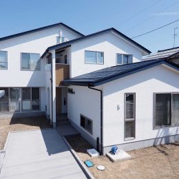 グリーンスタイル 三条市 建築実例 ２世帯住宅 外観 デザイン