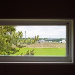 グリーンスタイル 完成見学会 長岡市 田園風景を眺める眺める窓辺の家