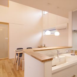 グリーンスタイル 新潟市 建築実例 平屋 インテリア デザイン キッチン 和モダン