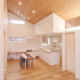 平屋の家づくり空間美、重厚感 完成見学会開催
