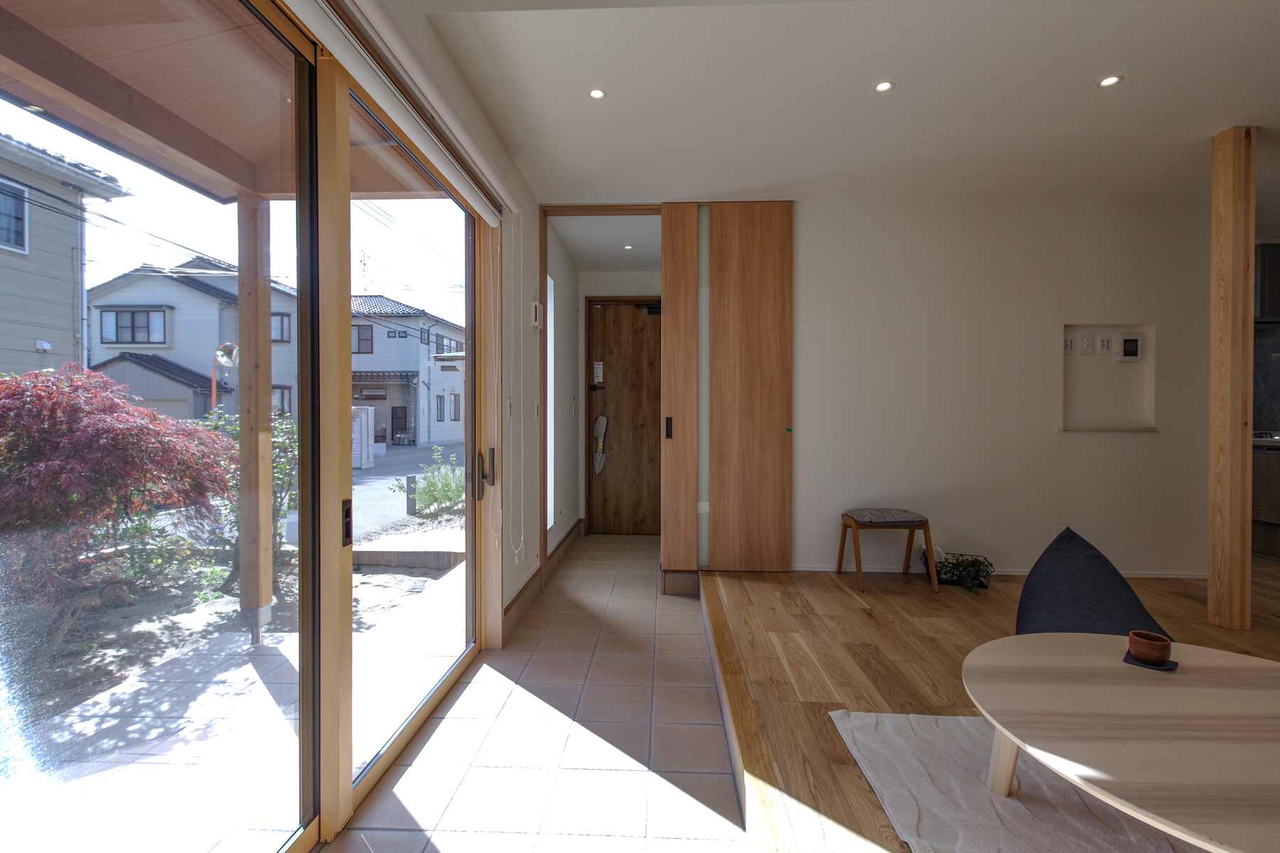 薪ストーブ 土間リビング 座卓 玄関