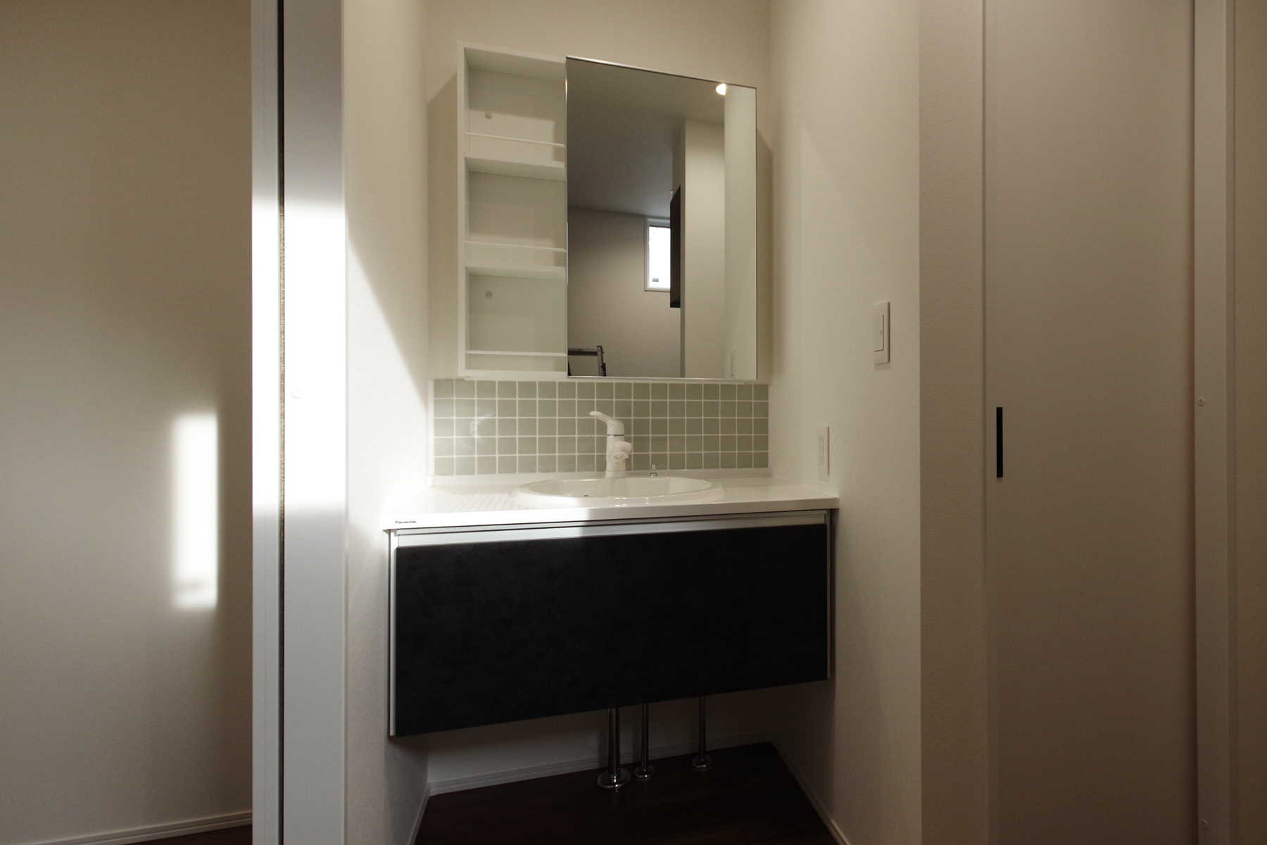 洗面化粧台 タイル