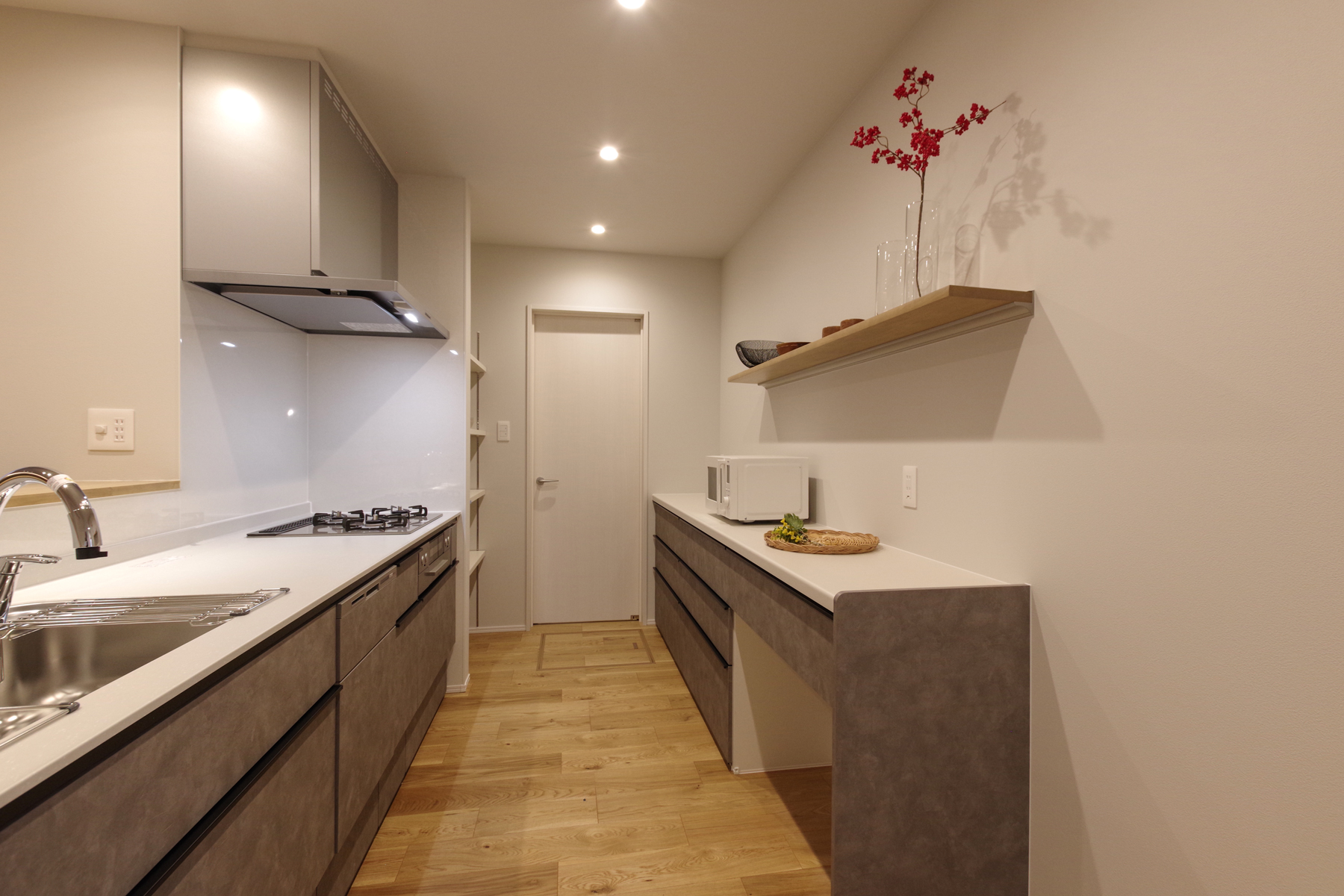 キッチン カップボード