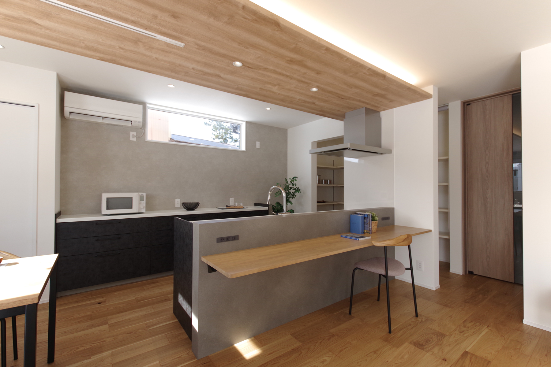 グリーンスタイル 長岡市 新潟市 建築実例 見学会 キッチン カップボード カウンター