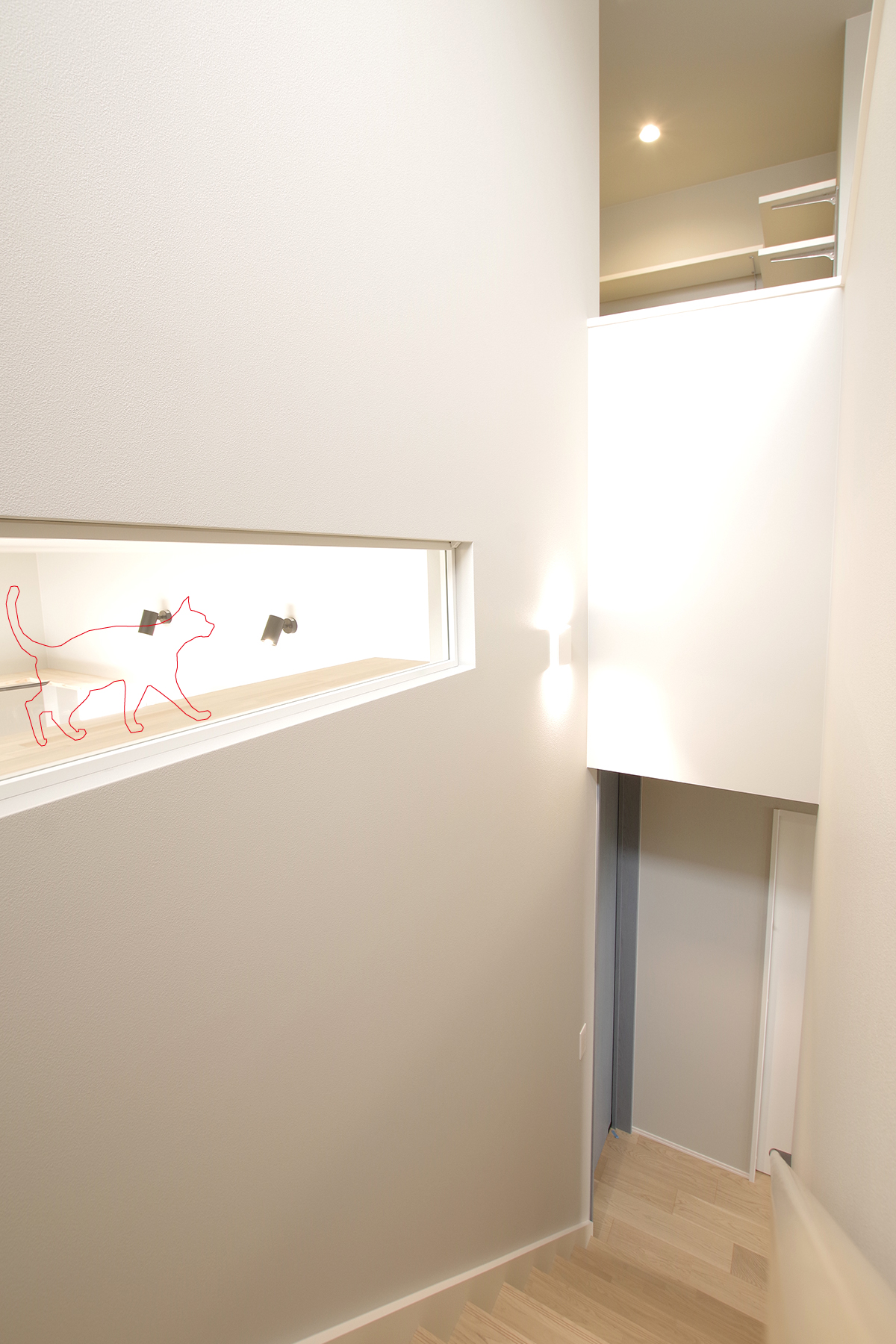 キャットウォーク 階段 内窓